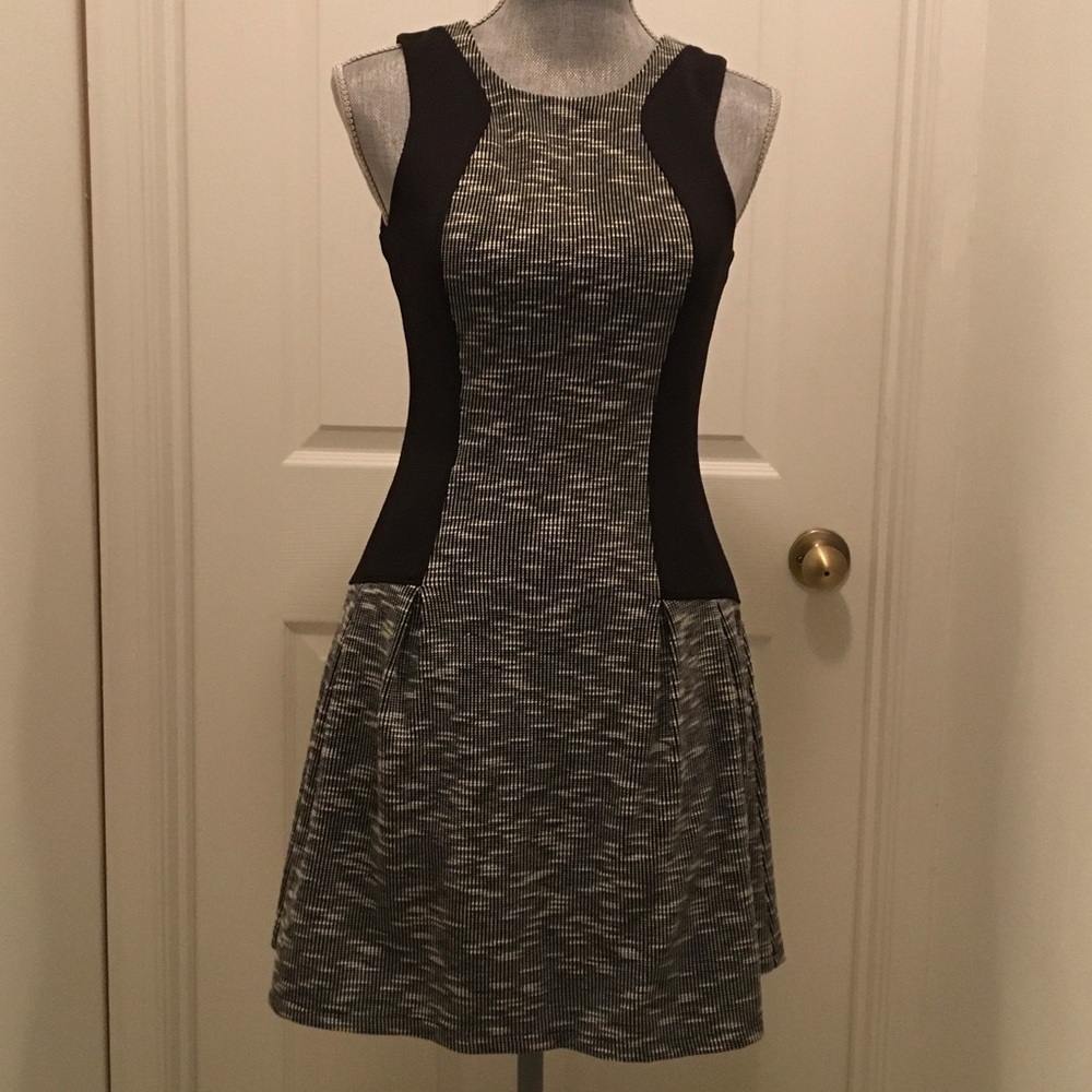 GUESS DRESS